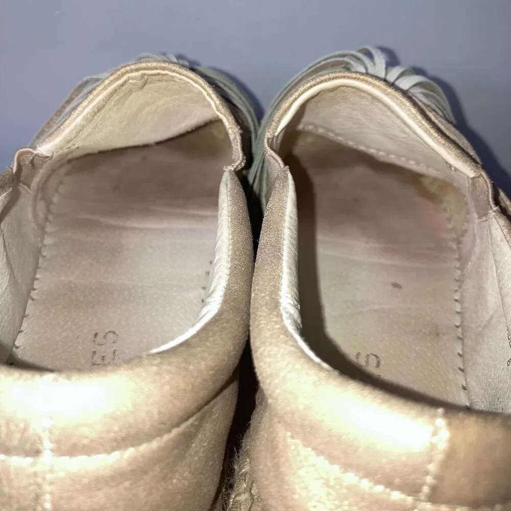 J Slides Raoul Espadrilles Pompom Accent Metallic Leather Sneaker Women’s Size 6